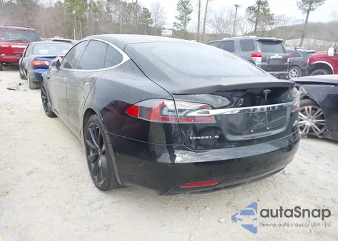 2017 Tesla Model S 100D/60D/75D/90D/P100D z USA, uszkodzony, nr VIN 5YJSA1E2XHF176458